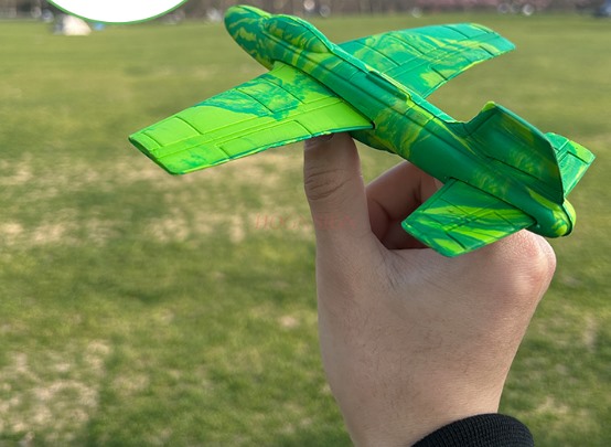 子供の投げ手投げ小型航空機フォームソフトグライダー親子屋内屋 - Indoor Sport And Outdoor Sports のレビューと価格
